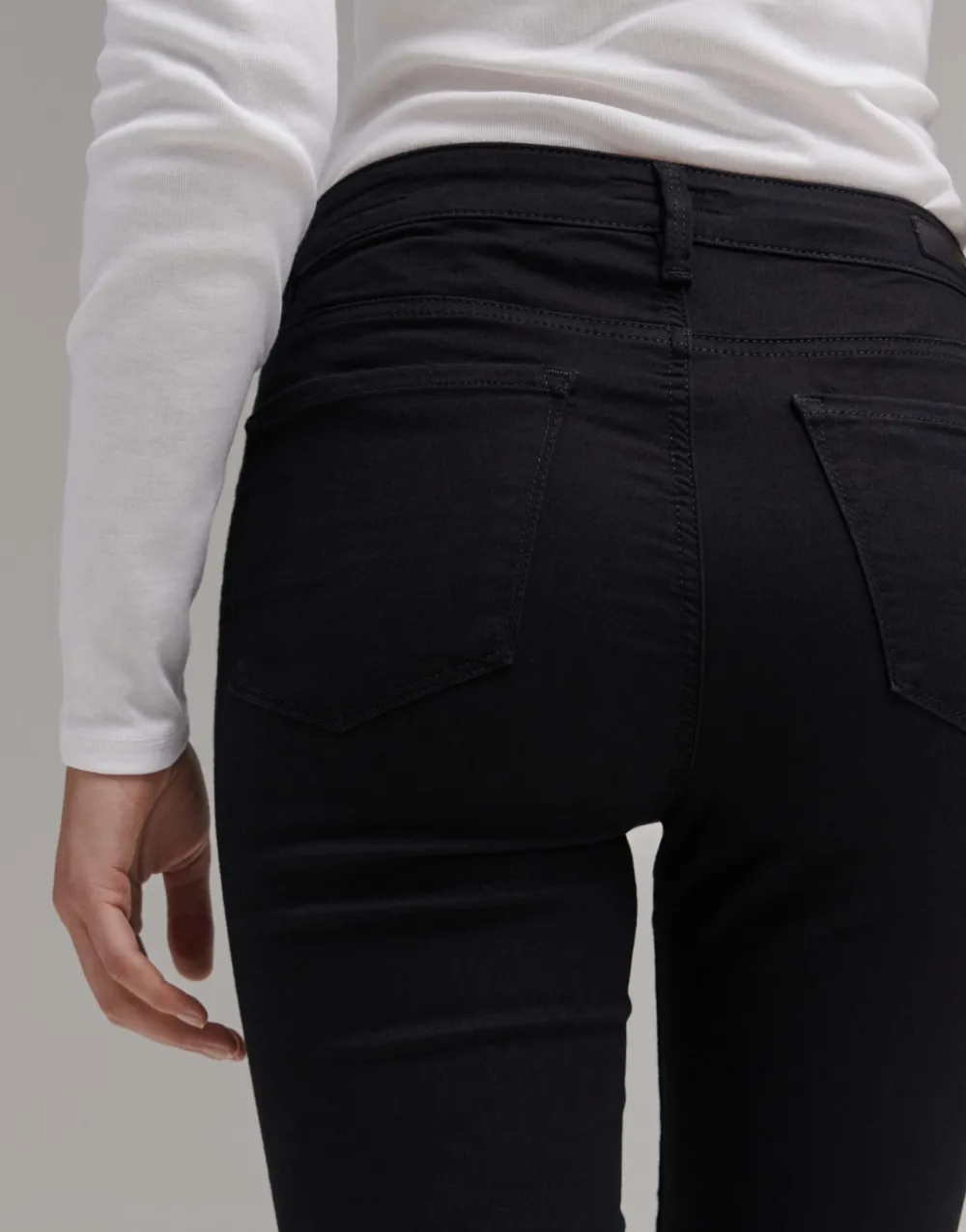 skinny_jeans_elma_black_5.webp OPUS Fashion Skinny Jeans Elma Black^ Jeans