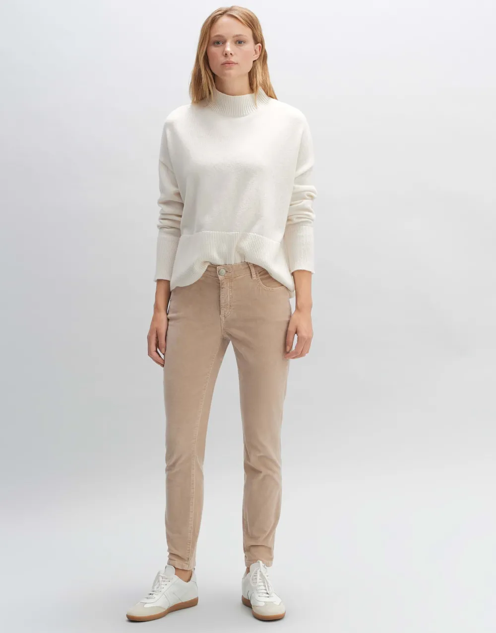slim_jeans_evita_finecord_0.webp OPUS Fashion Slim Jeans Evita Finecord^ Jeans