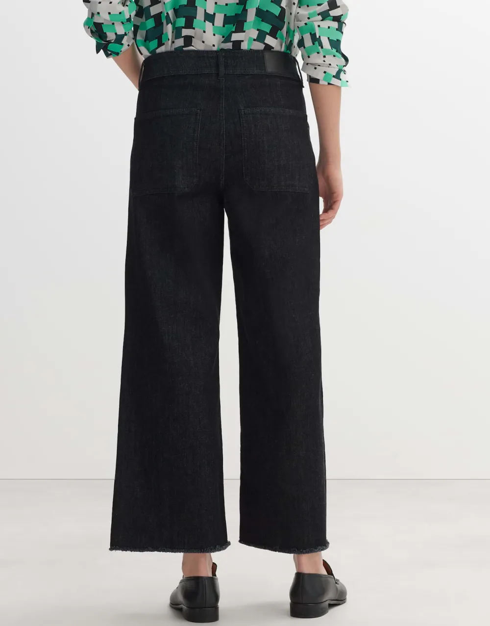 wide_cropped_jeans_macona_black_3.webp OPUS Fashion Wide Cropped Jeans Macona Black^ Jeans